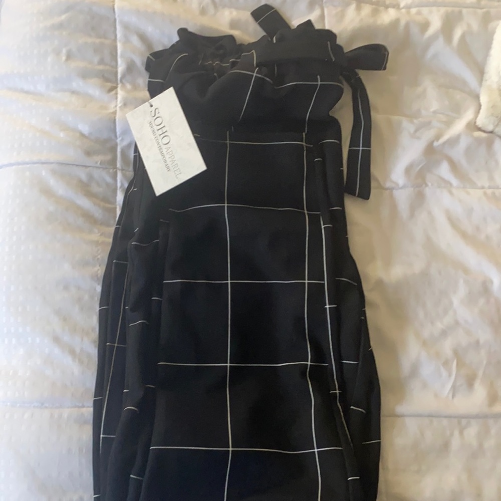 Dressing pants